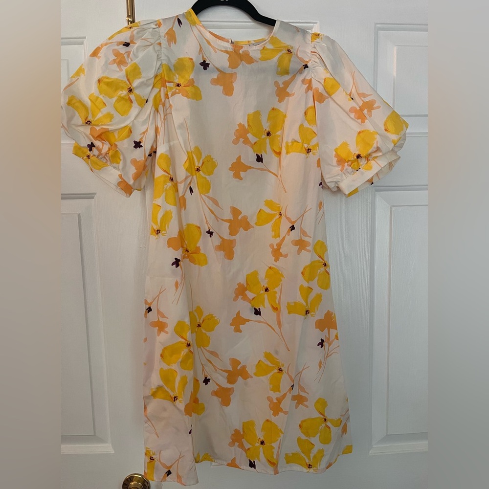 Target “A New Day” brand Yellow and White Dress Size Small